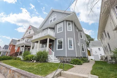 26 Pinehurst St