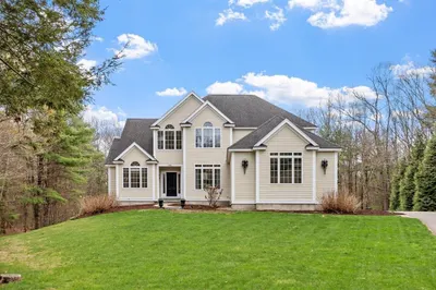 228 Devonshire Way 1