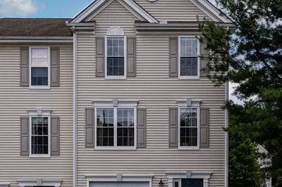 61 Tulip Cir #61 1