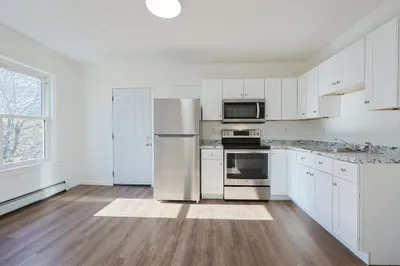 5 Frankfort St #2