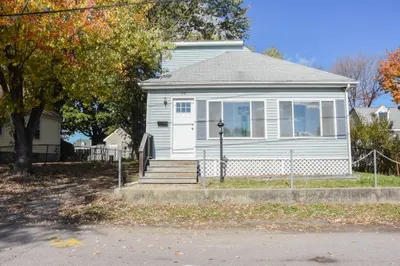 79 Turner St 1