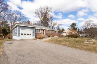 22 Livoli Rd 1