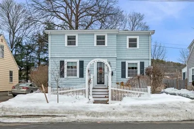 46 Stetson Avenue