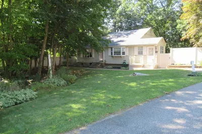 12 Richardson Cir