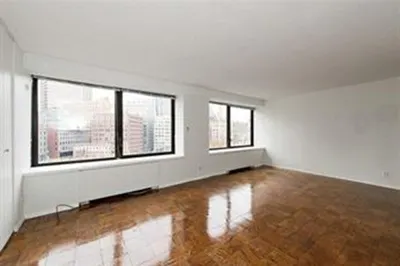 65 East India Row #7H