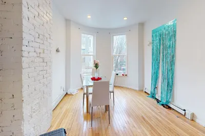 33 Delle Avenue #1