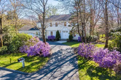295 Pinewood Dr 1
