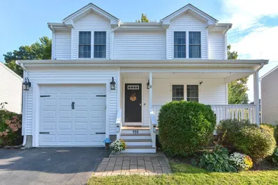 958 Dighton Woods Cir