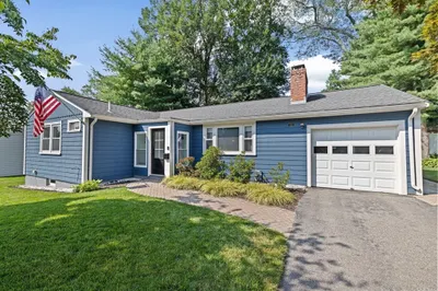 122 Lockland Ave