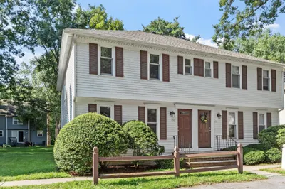 152 Wellman Ave #152 1