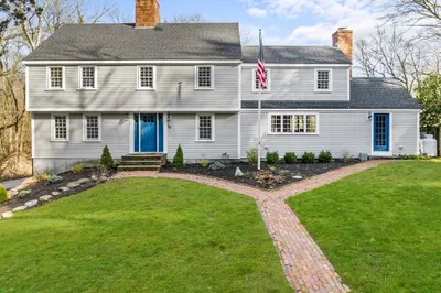 16 Crooked Meadow Ln 1