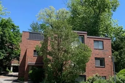 17 Healey St #202 1