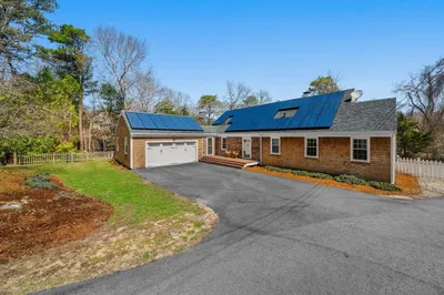 26 Black Cat Rd 1