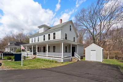 5 Riverbank Road #5 1