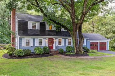 2 Jefferson Dr