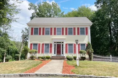 24 Nugent Ln 1