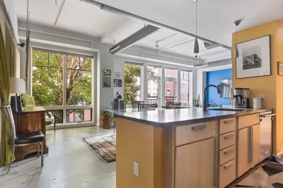 139 E Berkeley St #202