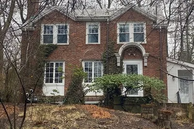 70 Clark Road 1