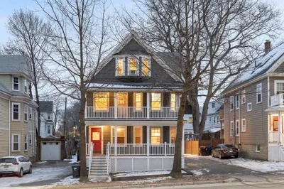 127 Fresh Pond Pkwy #127
