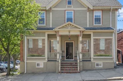 3-5 E Foster St 1
