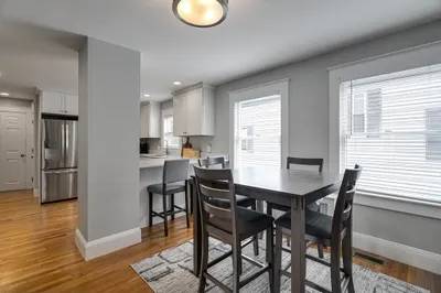 1 Warner St #1 1