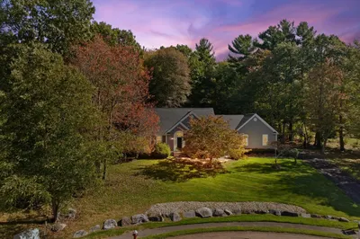 201 Buck Knoll Rd 1