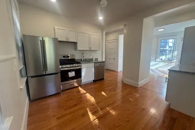 100 Franklin St #1 1