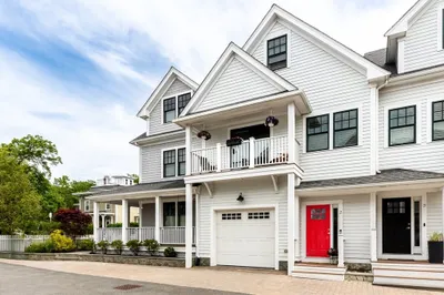 28 Park St #2