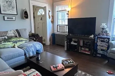 29 Mckenn St #1B