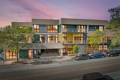 1060 Broadway #102