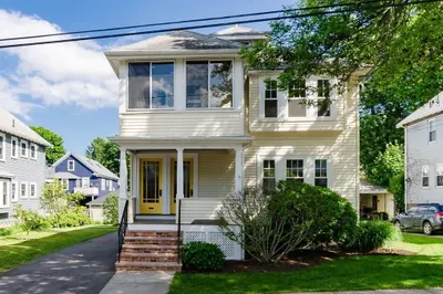 32 Newport St #1