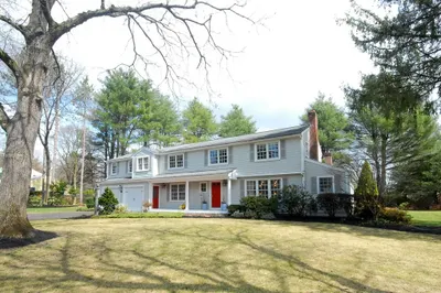 187 Plainfield Road 1