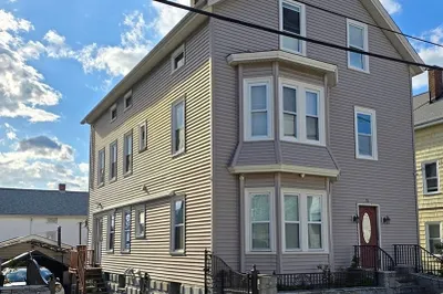 96 Danforth St