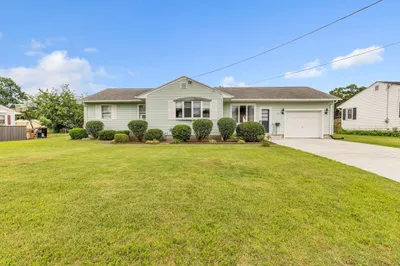 33 Beesley Ave 1