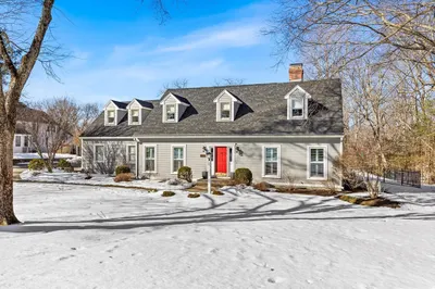 1511 Great Pond Road 1