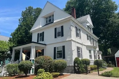 68 Florence Ave 1