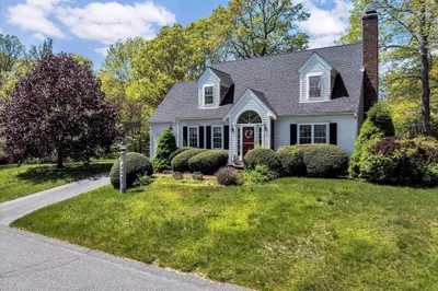 72 Rosemary Ln