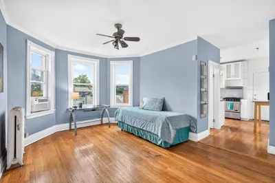 70 Strathmore Road #10B 1