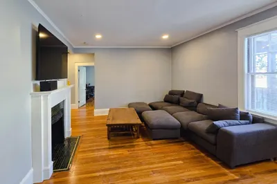 235-237 Chestnut Hill Ave #1 1