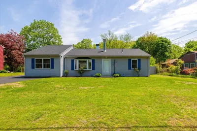 27 Endicott Drive 1