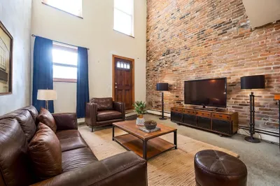 20 Beacon Street #2