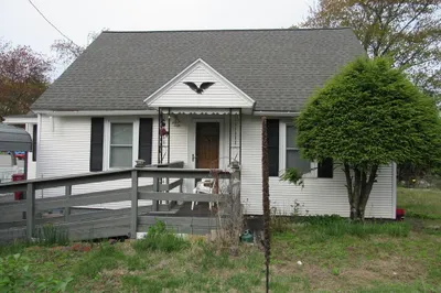 21 Barbara St