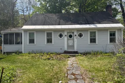 87 Ashfield Rd 1