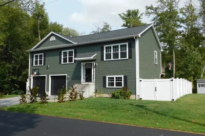 16 Wakefield Ave