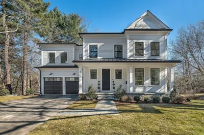 345 Linden St