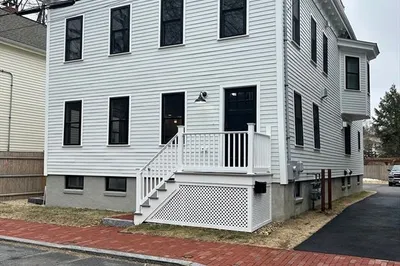 34 Prospect St #1 1