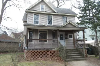 42 Daytona St