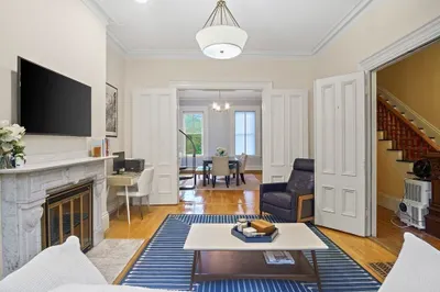 28 Everett St #2