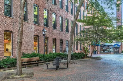 19-23 Pleasant St #504