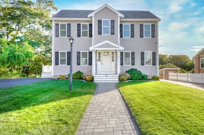 87 Riverbank Rd